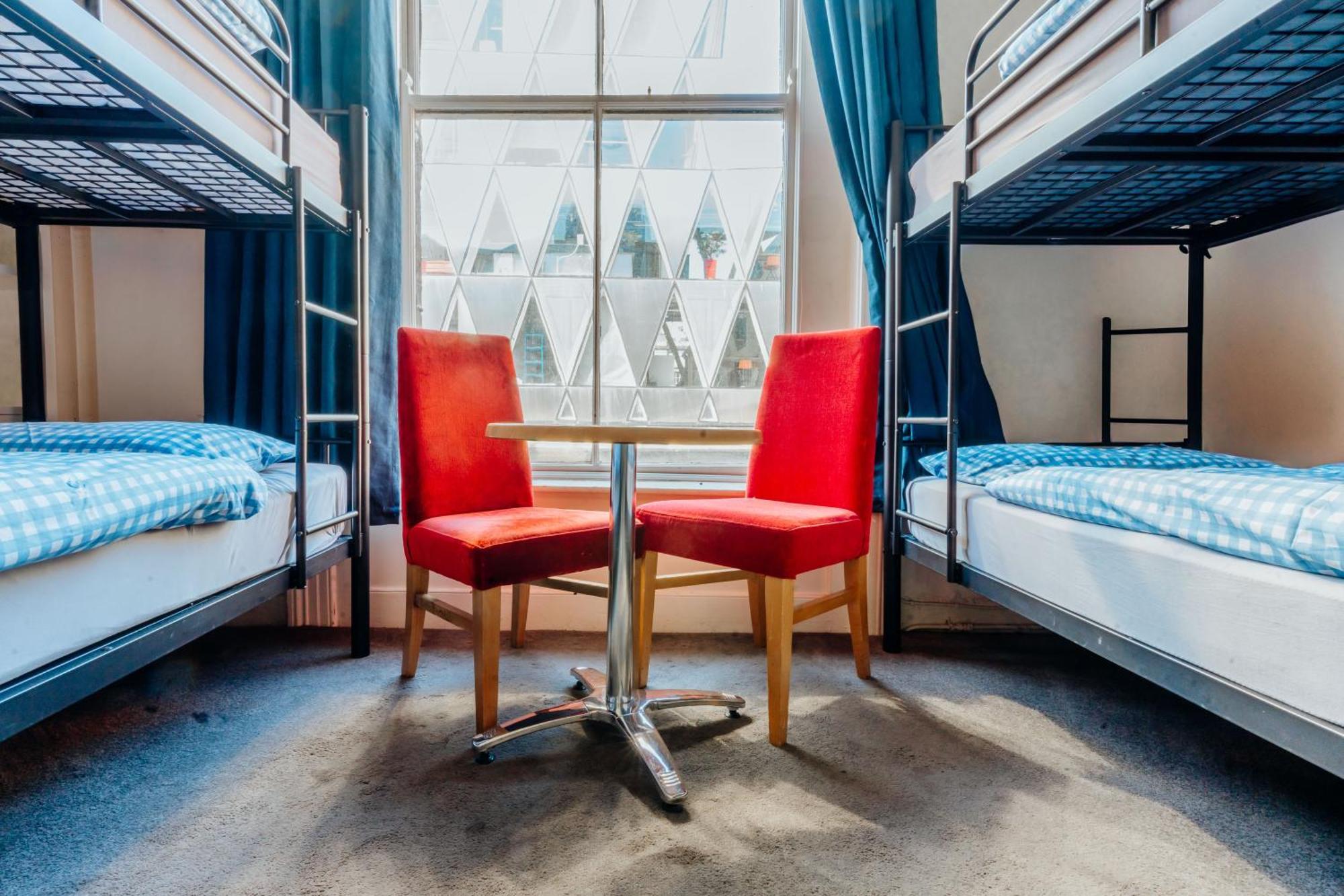 Eden Quay Guesthouse Private Rooms 더블린 객실 사진