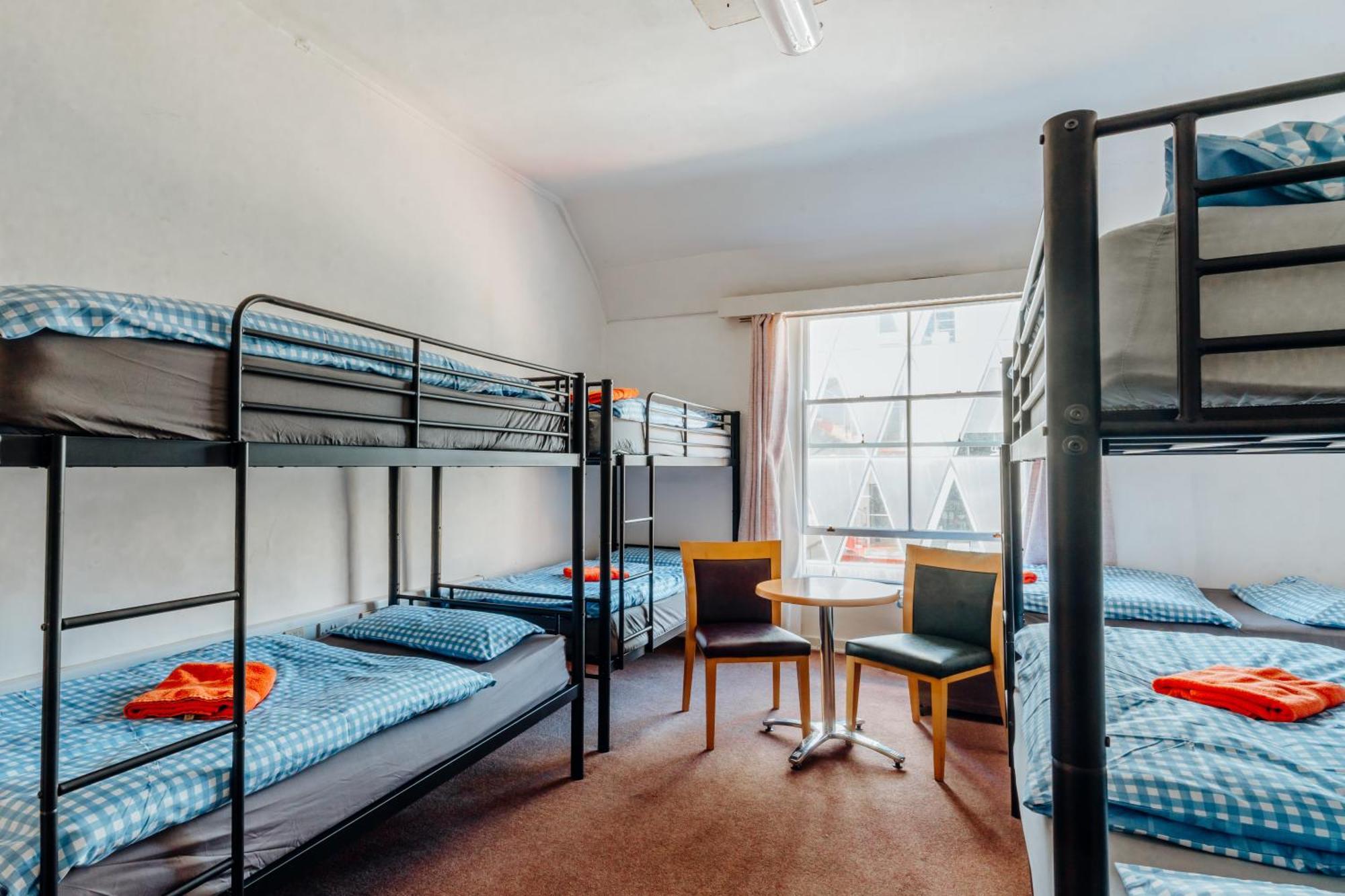 Eden Quay Guesthouse Private Rooms 더블린 객실 사진