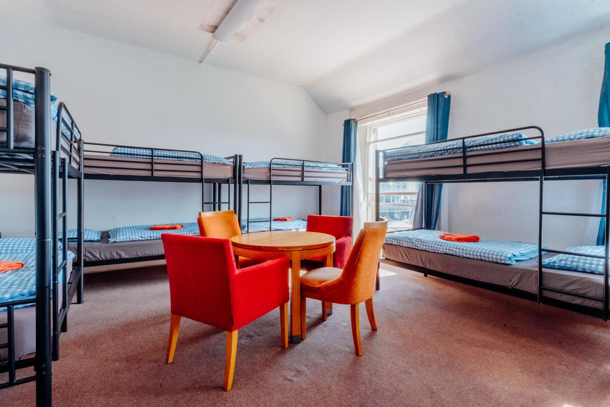 Eden Quay Guesthouse Private Rooms 더블린 객실 사진