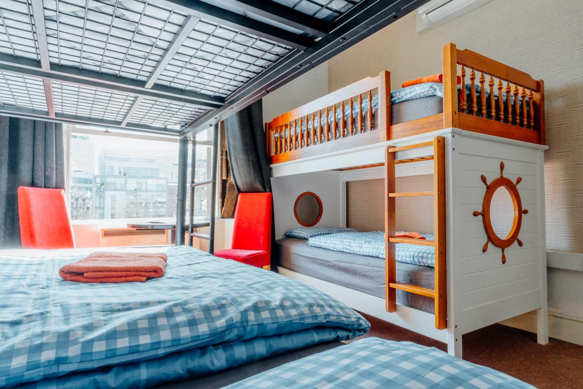 Eden Quay Guesthouse Private Rooms 더블린 객실 사진