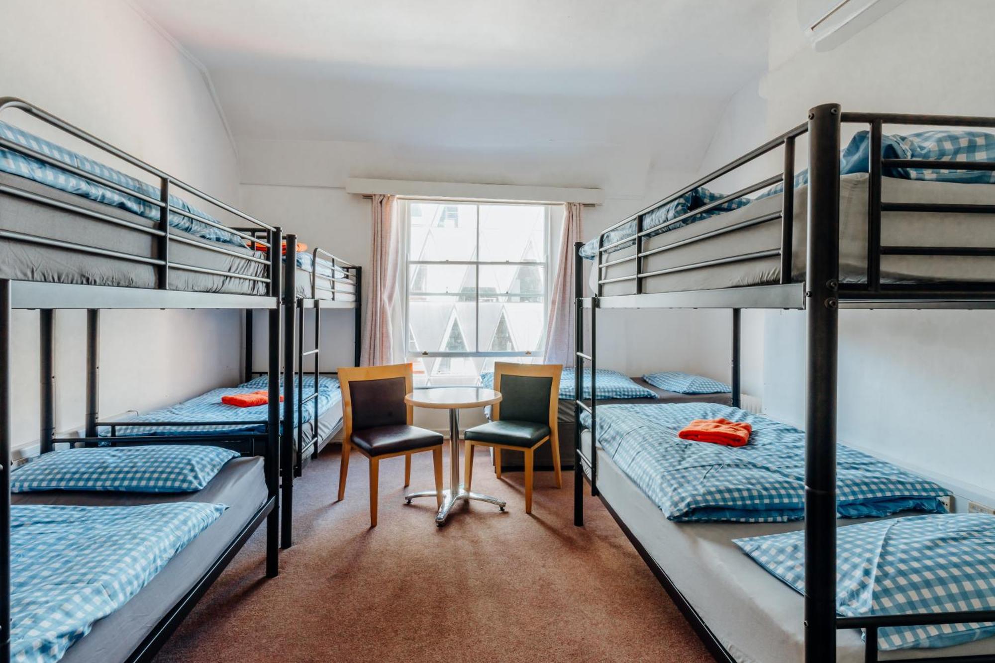 Eden Quay Guesthouse Private Rooms 더블린 객실 사진
